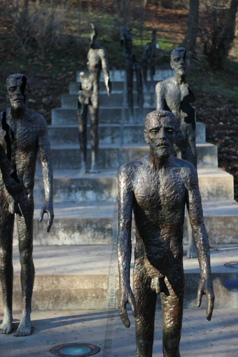 13 REALLY Weird Statues In Prague, Czech Republic (And Where To Find Them)