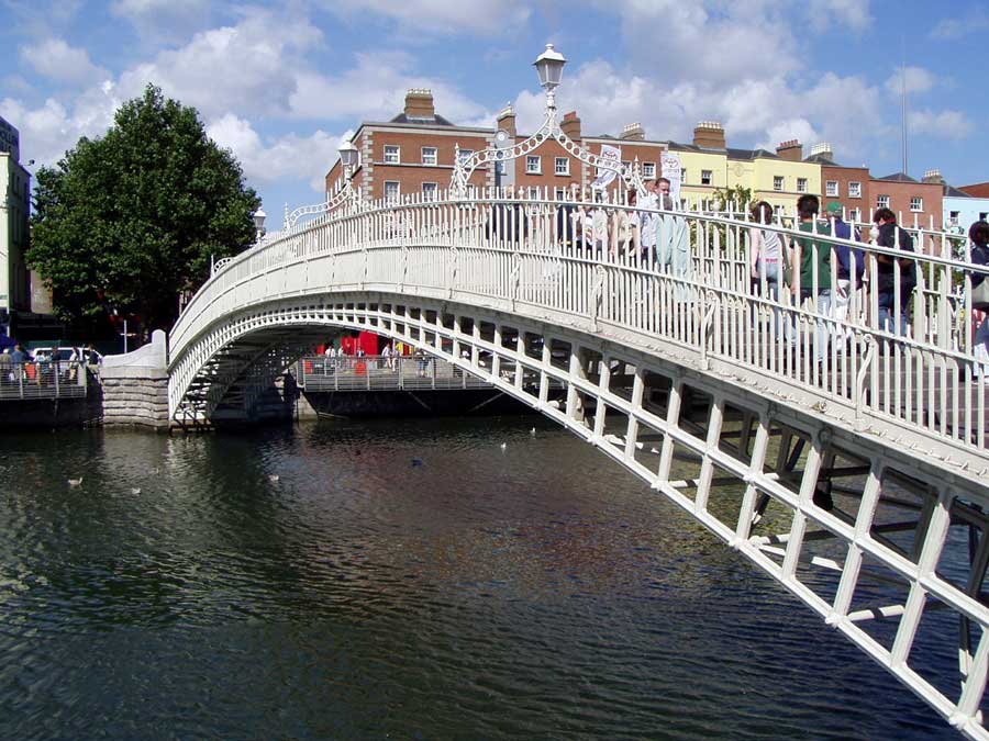 Ha'penny Bridge in Dublin, Ireland.